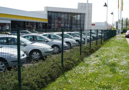 Ограждение парковки парковки автосалонов в Елабуге